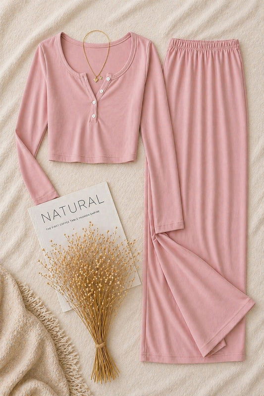 Pyjama doux et élégant – Top Henley & Pantalon