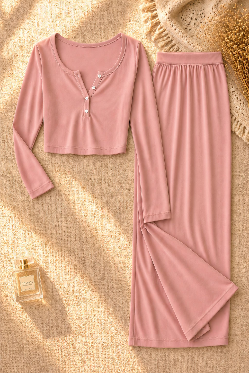 Pyjama doux et élégant – Top Henley & Pantalon