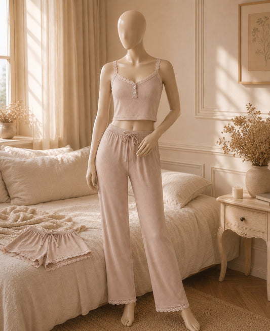 Ensemble Pyjama 3 Pièces avec Dentelle Élégante