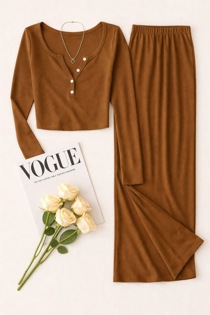 Pyjama doux et élégant – Top Henley & Pantalon