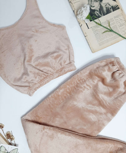 Ensemble-De-Pyjama-hiver-Haut-Cami-Et-Pantalon-Beige-Zoom-In