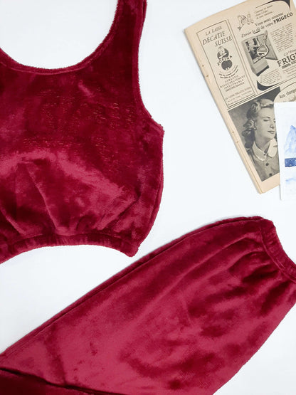 Ensemble-De-Pyjama-hiver-Haut-Cami-Et-Pantalon-Rouge-Zoom-In